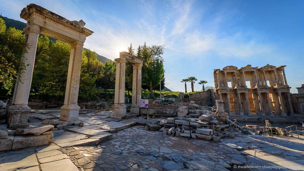 things-to-do-in-ephesus-and-selcuk-turkey-the-whole-world-is-a